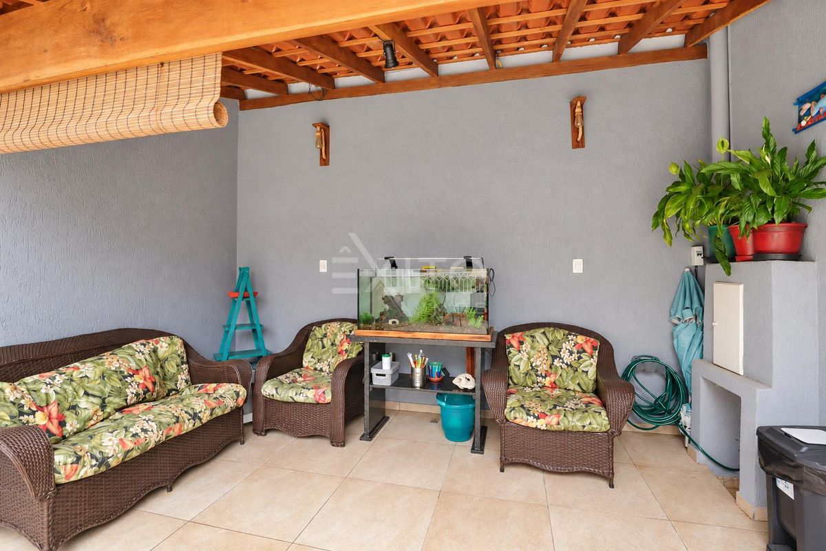 Casa, 4 quartos, 300 m² - Foto 10