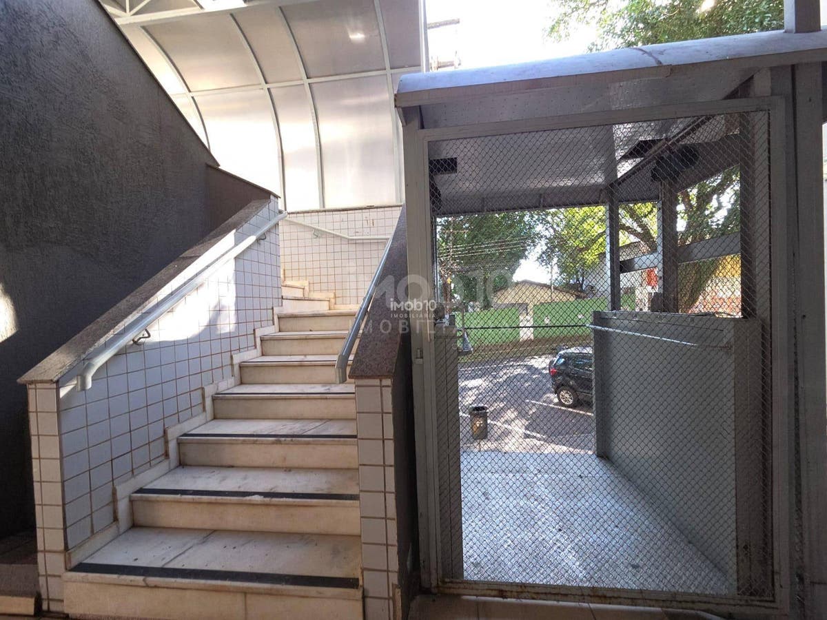 SALA COMERCIAL A VENDA COM 423.85 m², CENTRO DE FOZ DO IGUACU - PR