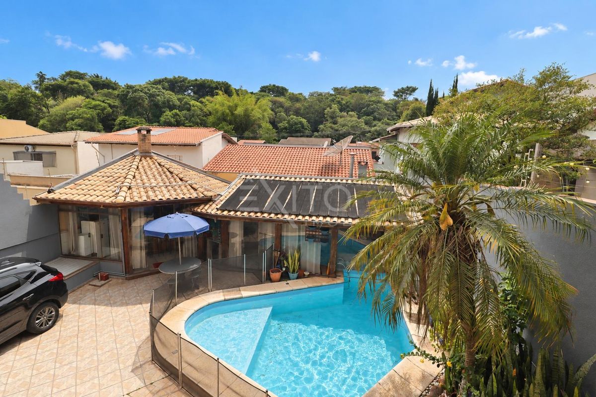 Casa, 4 quartos, 300 m² - Foto 1