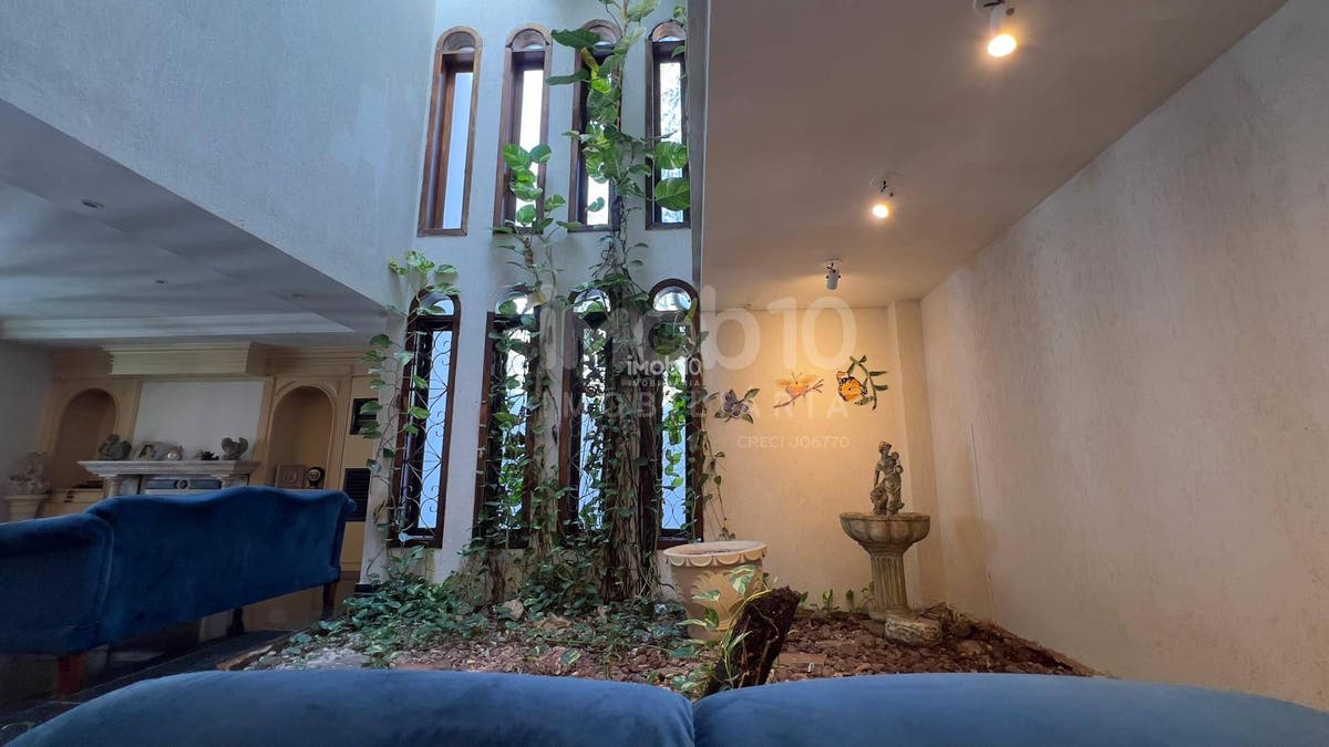 SOBRADO COMERCIAL PARA ALUGUEL (R$20.000,00) OU VENDA NO JARDIM FESTUGATO EM FOZ DO IGUAÇU - PR