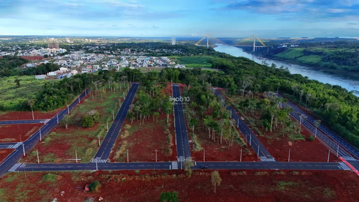 TERRENO A VENDA NO LOTEAMENTO DE FALLS EM FOZ DO IGUAÇU - PR