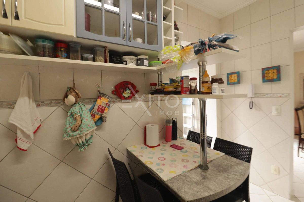 Casa, 4 quartos, 300 m² - Foto 21