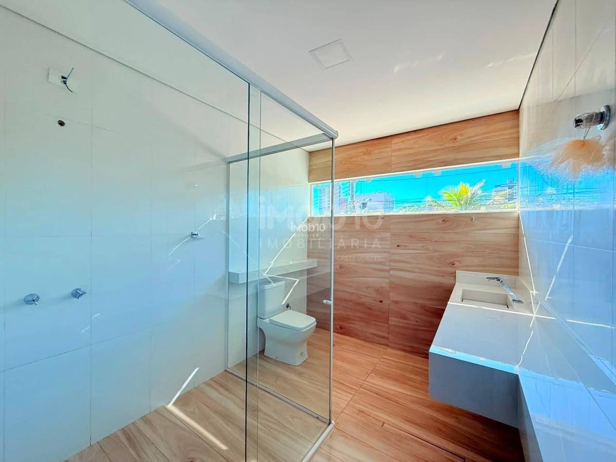SOBRADO PARA ALUGAR ( VALOR R$ 7.500,00) COM 3 QUARTOS JARDIM POLO CENTRO FOZ DO IGUAÇU - PR