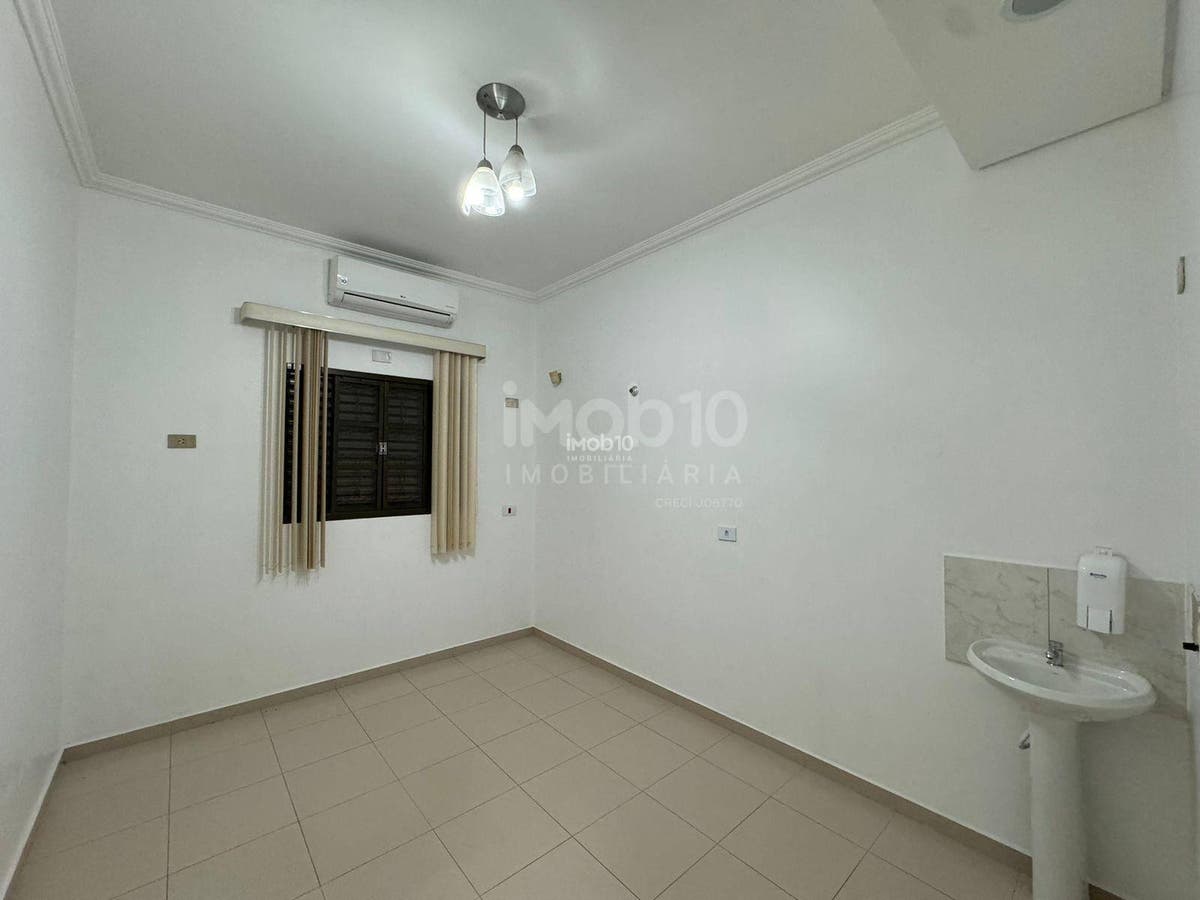 SALA COMERCIAL / CLÍNICA MÉDICA PARA ALUGAR (R$15.000,00) NO CENTRO DE FOZ DO IGUAÇU - PR