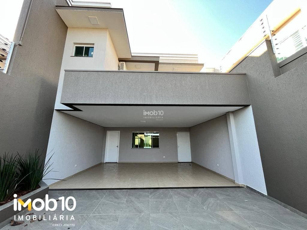 SOBRADO A VENDA COM 3 QUARTOS NO JARDIM BELA VISTA FOZ DO IGUAÇU - PR