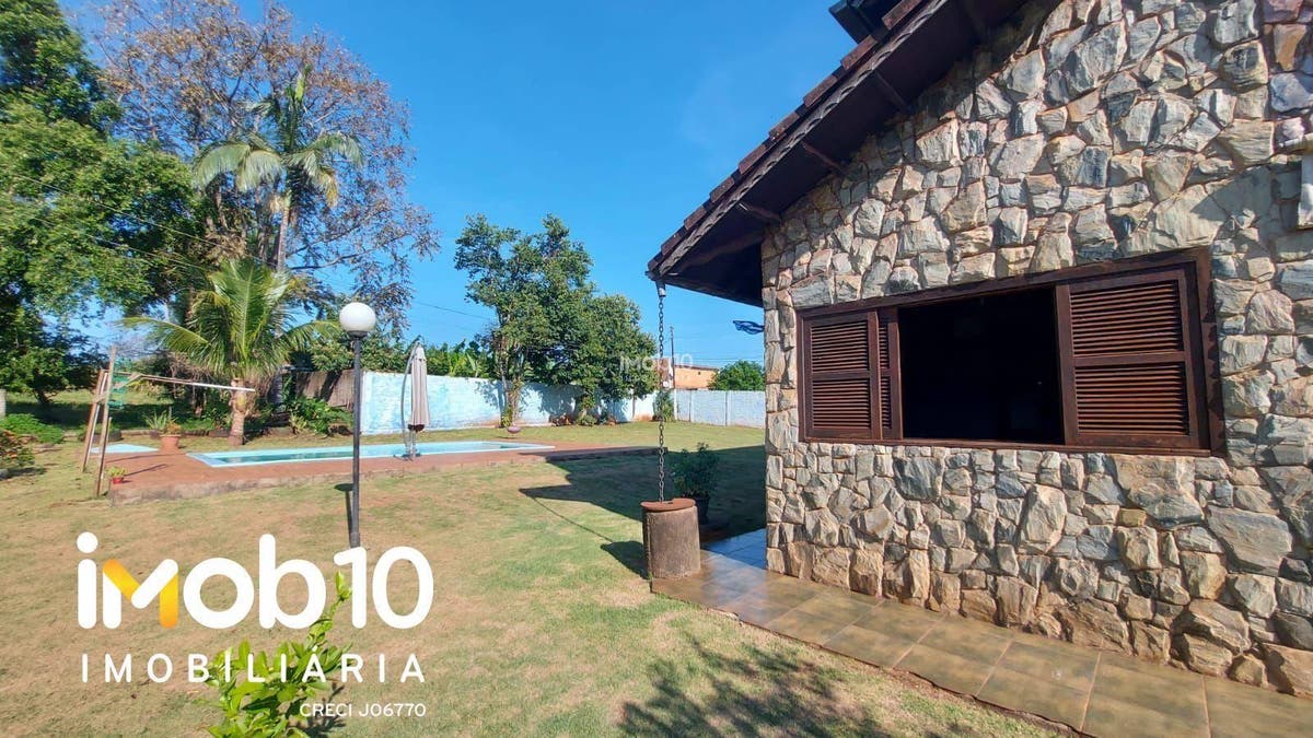 Chacara a Venda com Sobrado de 3 Dormitórios - Jardim Veneza - Foz do Iguaçu/Pr