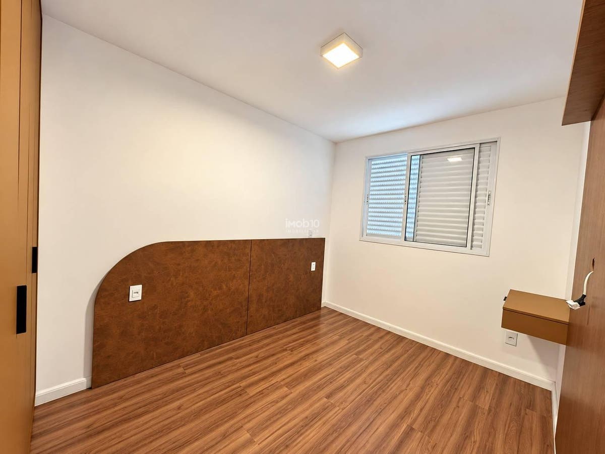 APARTAMENTO NOVO COM 2 QUARTOS SEMI MOBILIADO PARA ALUGUEL NO EDIFÍCIO ROYAL LEGACY EM FOZ DO IGUAÇU - PR