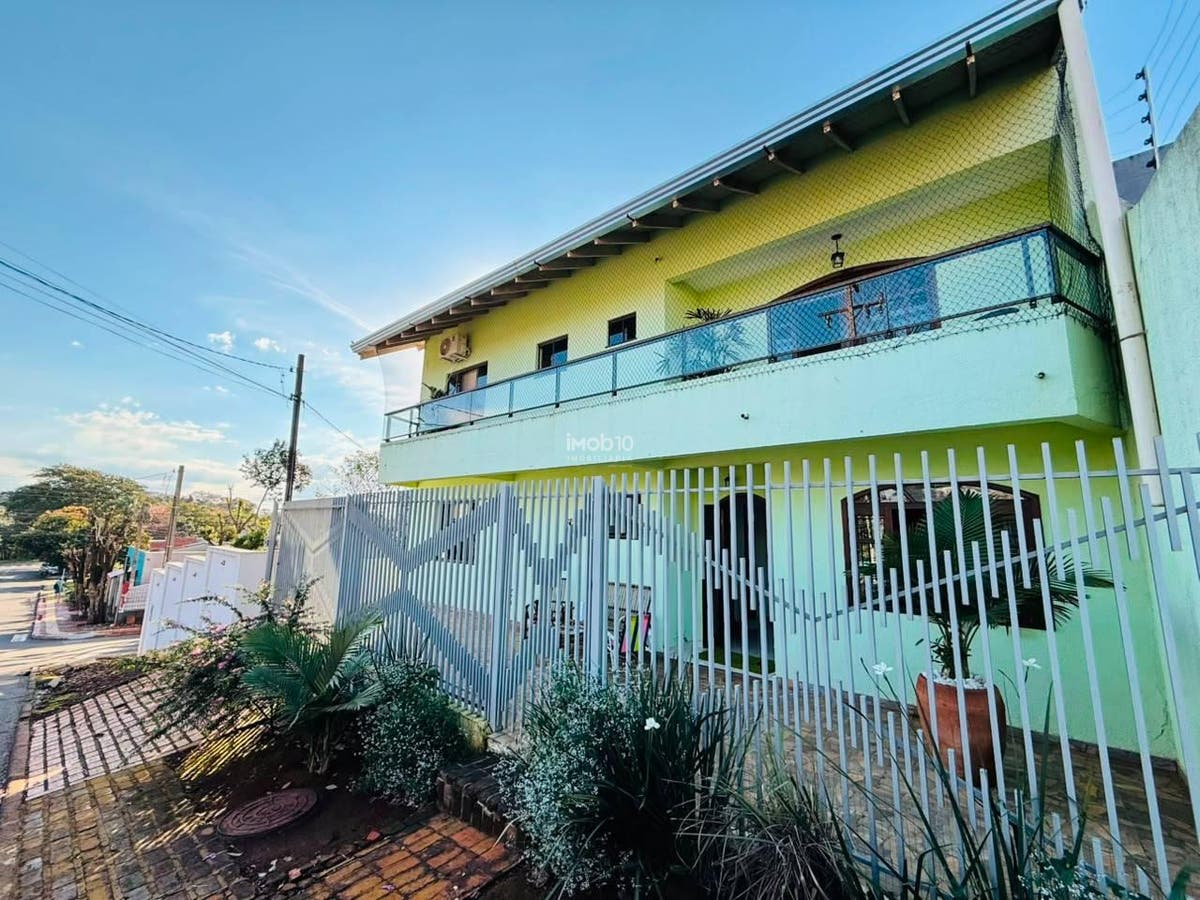 SOBRADO À VENDA BAIRRO JARDIM CURITIBANO - FOZ DO IGUAÇU