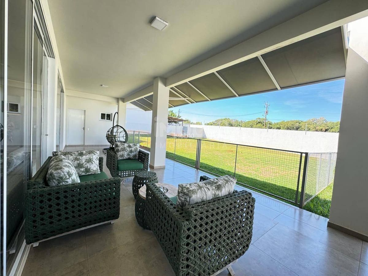 CHÁCARA RESIDENCIAL COM 3 SUÍTES A VENDA EM FOZ DO IGUAÇU - PR