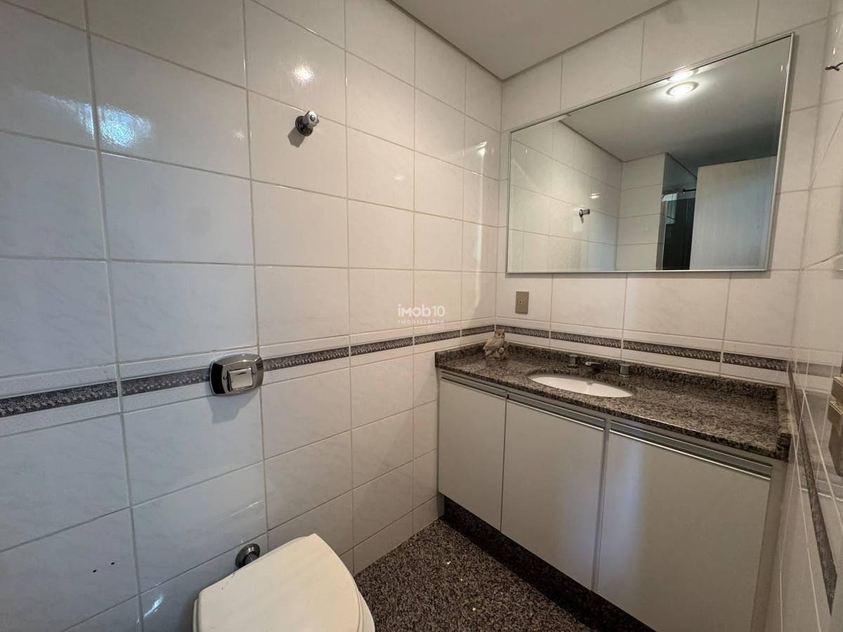 APARTAMENTO COM 3 SUÍTES A VENDA NO EDIFÍCIO MONACO NO CENTRO DE FOZ DO IGUAÇU - PR