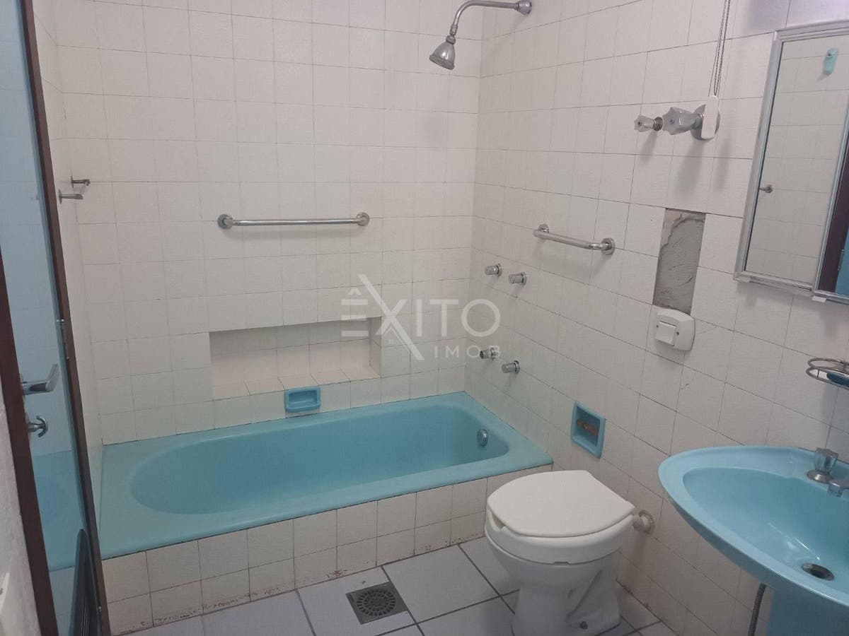 Casa, 4 quartos, 295 m² - Foto 13