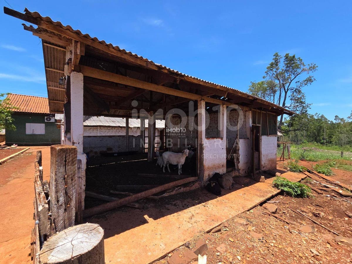 CHÁCARA A VENDA NA VILA VITORASSI EM SANTA TEREZINHA DE ITAIPU - PR