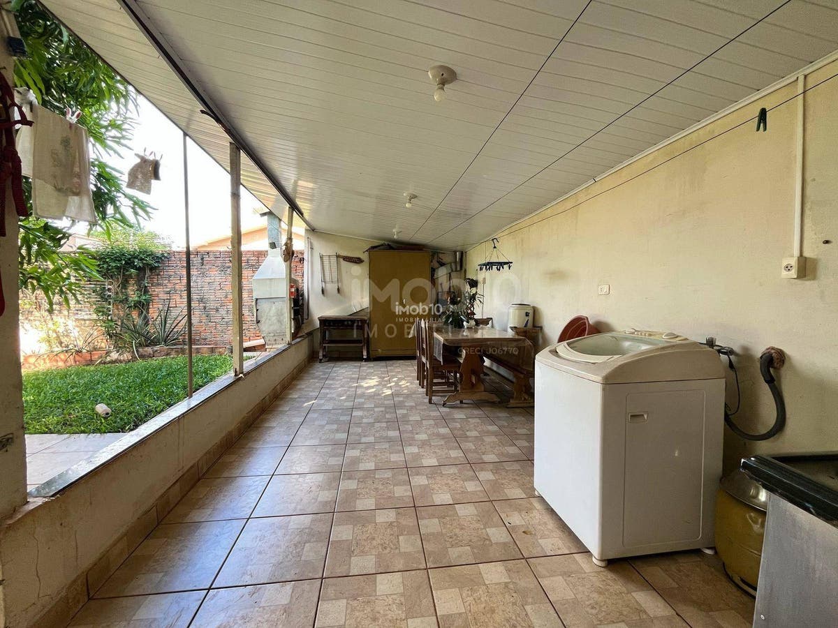CASA COM 3 QUARTOS À VENDA NO CONJUNTO LIBRA EM FOZ DO IGUAÇU/PR