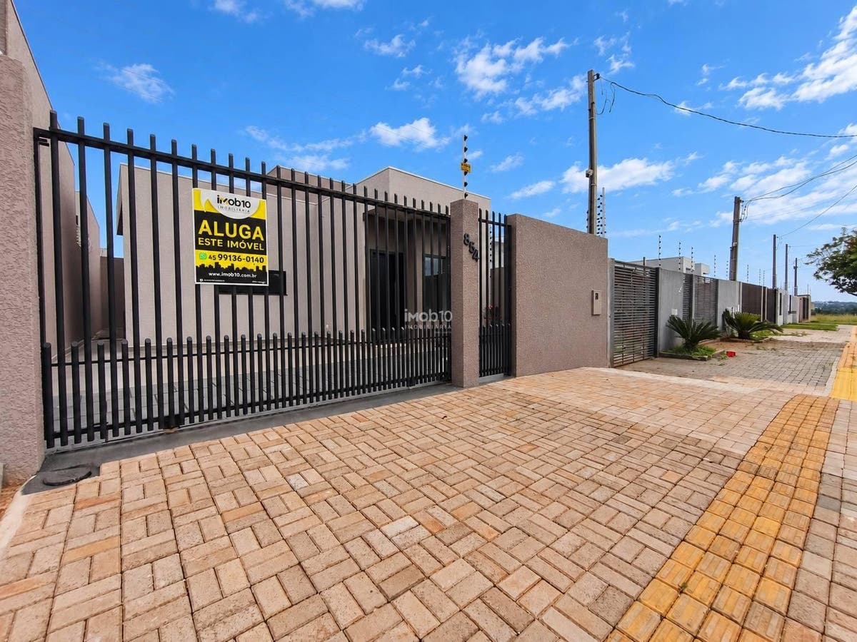 CASA PARA ALUGAR NOVA COM 2 QUARTOS NO LOTEAMENTO BÉRGAMO - FOZ DO IGUAÇU - PR