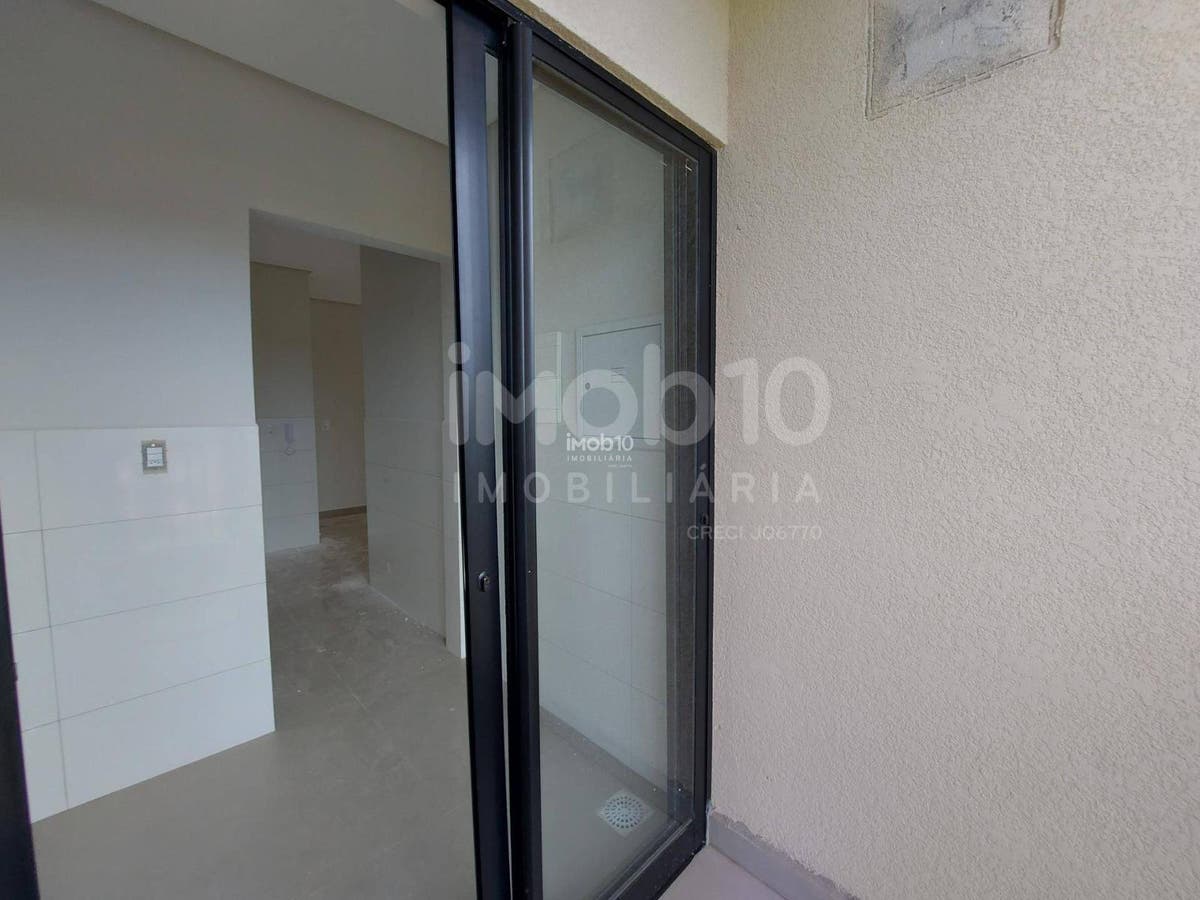 EDIFÍCIO FORTALEZA - APARTAMENTO COM 2 QUARTOS A VENDA NO JARDIM LARANJEIRAS EM FOZ DO IGUAÇU/PR