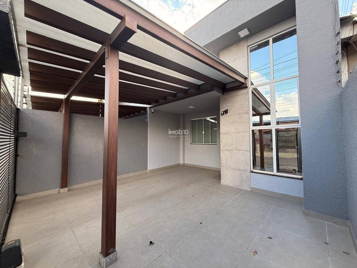 CASA A VENDA JARDIM IPÊ 3 COM PLACAS FOTOVOLTAICAS FOZ DO IGUAÇU - PR