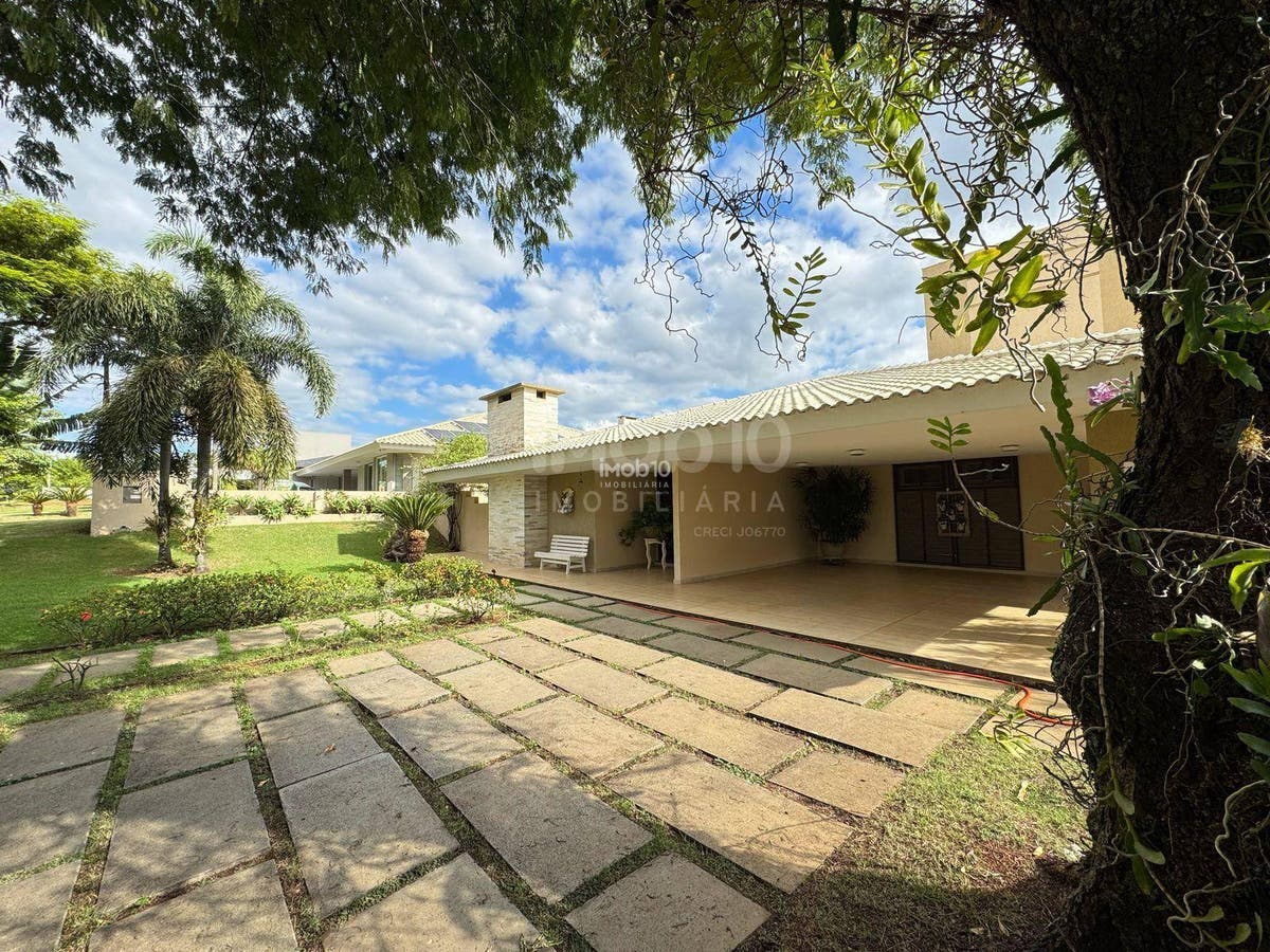 CASA TÉRREA A VENDA NO CONDOMÍNIO FECHADO VILA B EM FOZ DO IGUAÇU - PR
