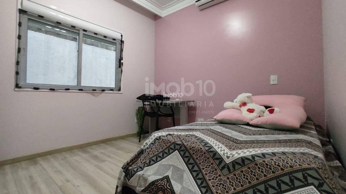 CASA TÉRREA COM 3 QUARTOS À VENDA NO JARDIM LANCASTER - FOZ DO IGUAÇU/PR