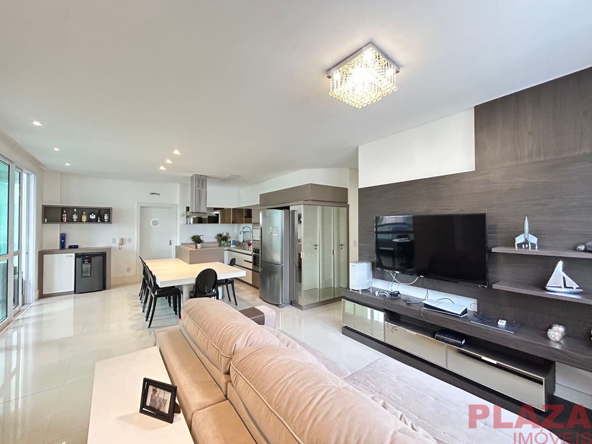 3 Suítes | 3 vagas | Sacada | Churrasqueira á Carvão | Aluguel Bal Camboriú - Apartamento em Balneário Camboriú - para locação - Plaza Imóveis