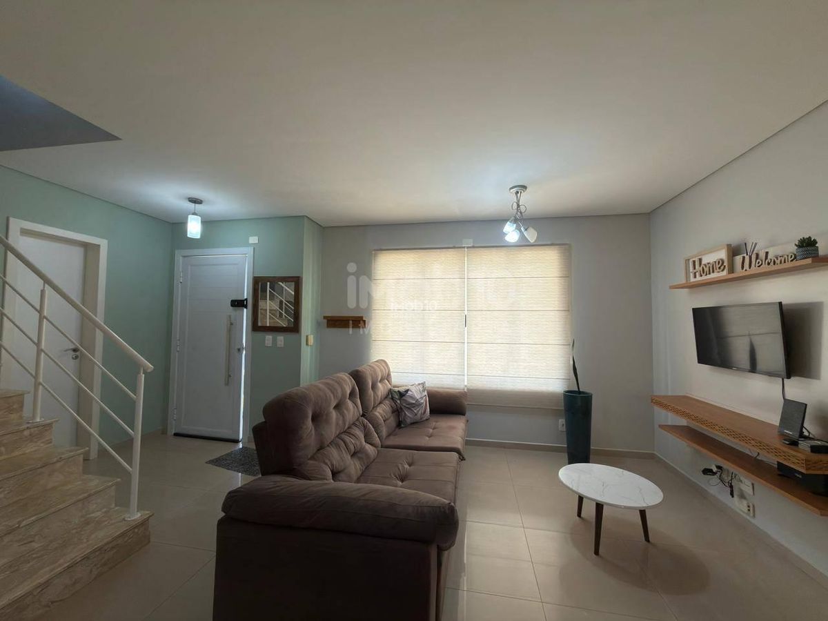 SOBRADO PARA ALUGAR CONDOMINIO VILLA EUROPA JARDIM IGUAÇU FOZ DO IGUAÇU - PR