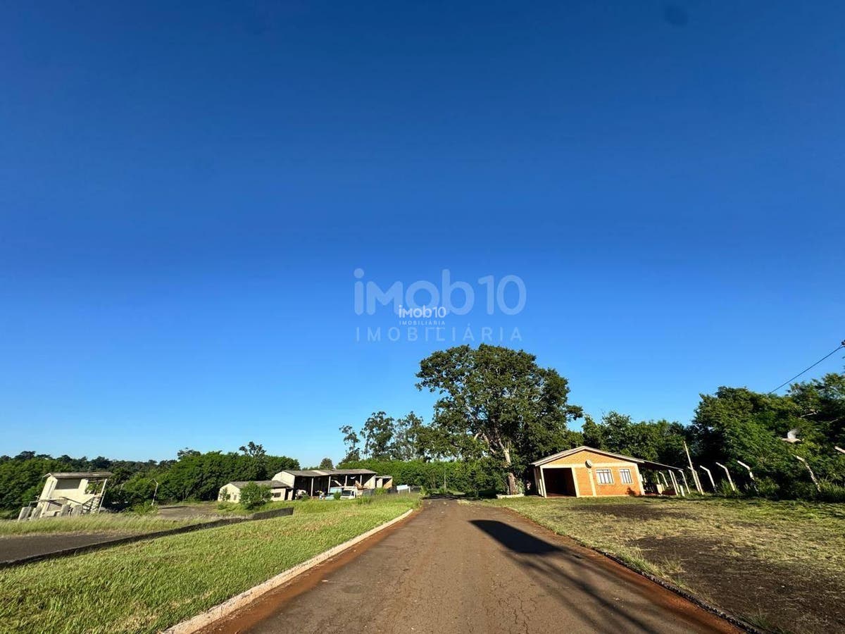 ÁREA PARA HOTEL PRÓXIMA A AVENIDA DAS CATARATAS PARA VENDA EM FOZ DO IGUAÇU - PR