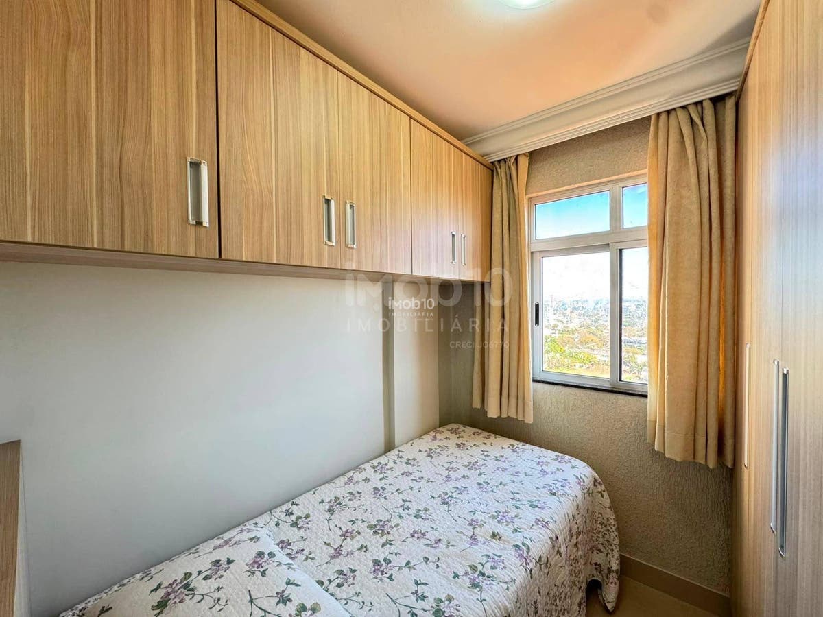 EDIFÍCIO CHEVERNY- APARTAMENTO PARA VENDA COM 2 QUARTOS - EM FOZ DO IGUAÇU - PR