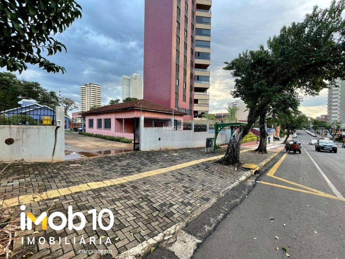 TERRENO A VENDA NO CENTRO DE FOZ DO IGUAÇU - PR