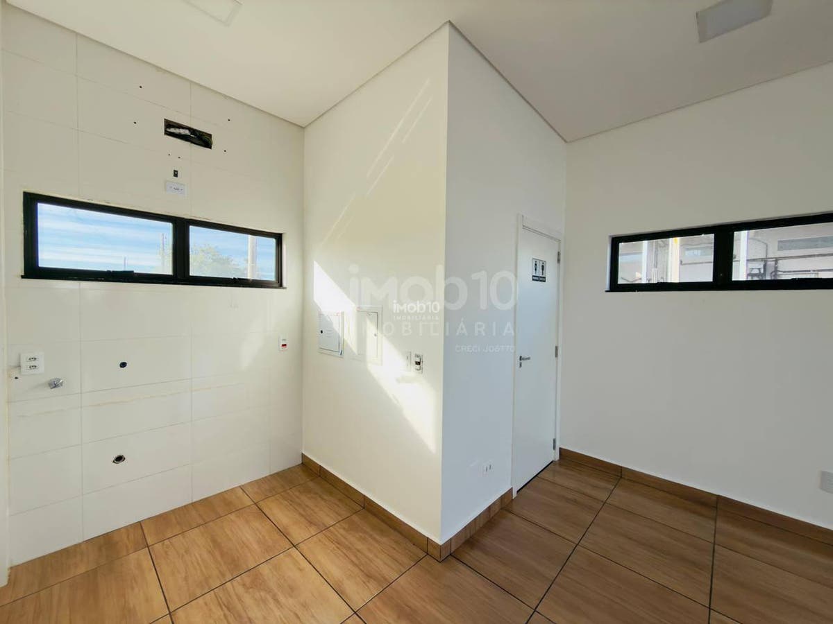 SALA COMERCIAL PARA ALUGAR (R$2.200,00) BAIRRO JARDIM IPÊ EM FOZ DO IGUAÇU - PR