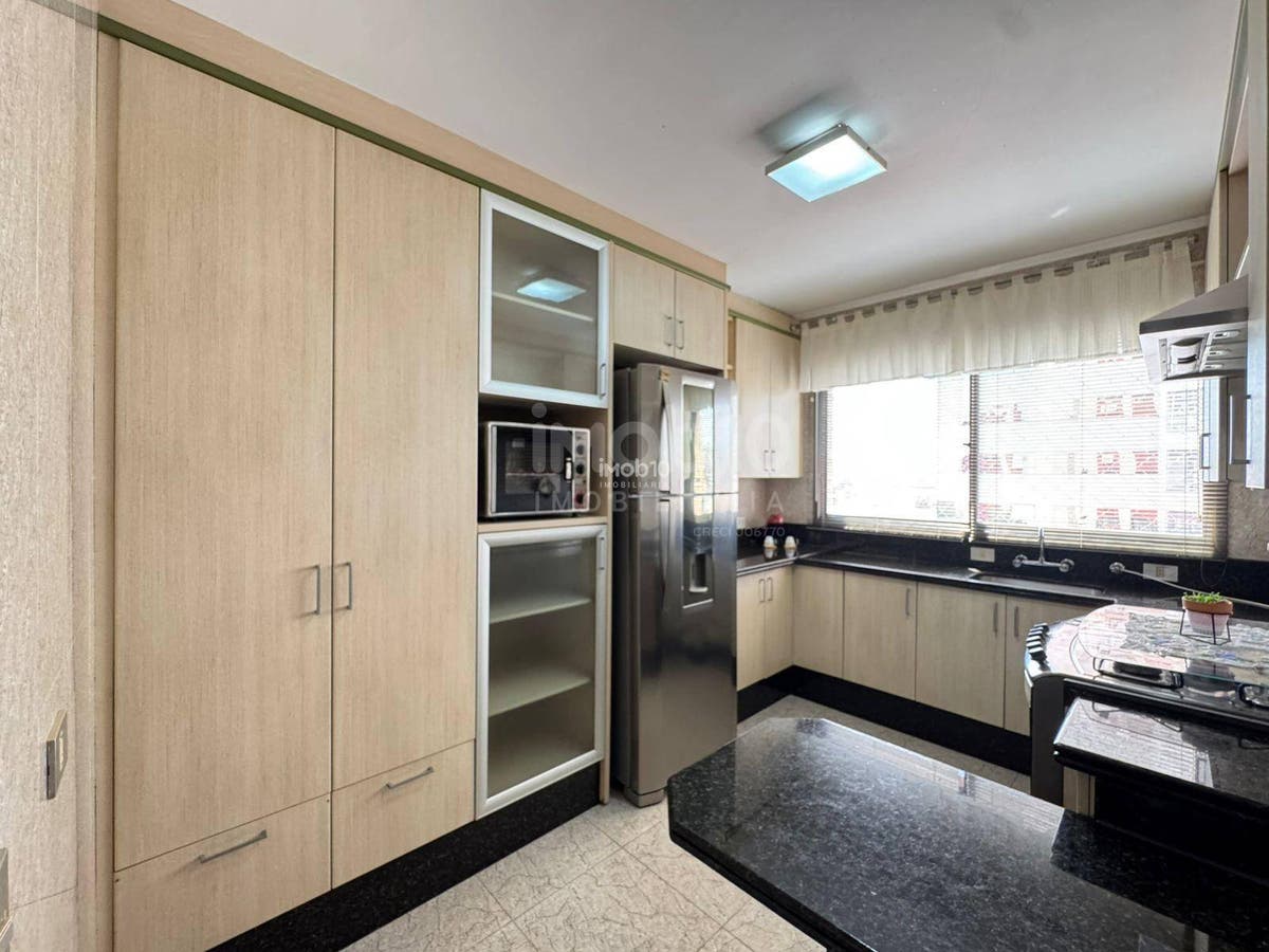 EDIFÍCIO LAS HADAS - APARTAMENTO A VENDA COM 3 QUARTOS - CENTRO DE FOZ DO IGUAÇU - PR
