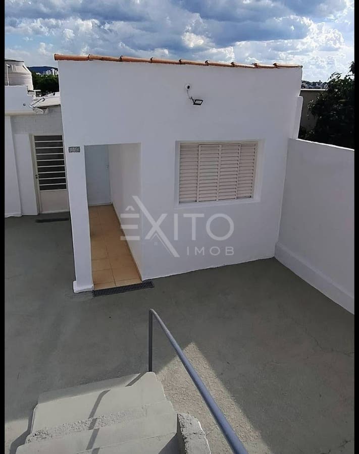 Casa, 2 quartos, 82 m² - Foto 1