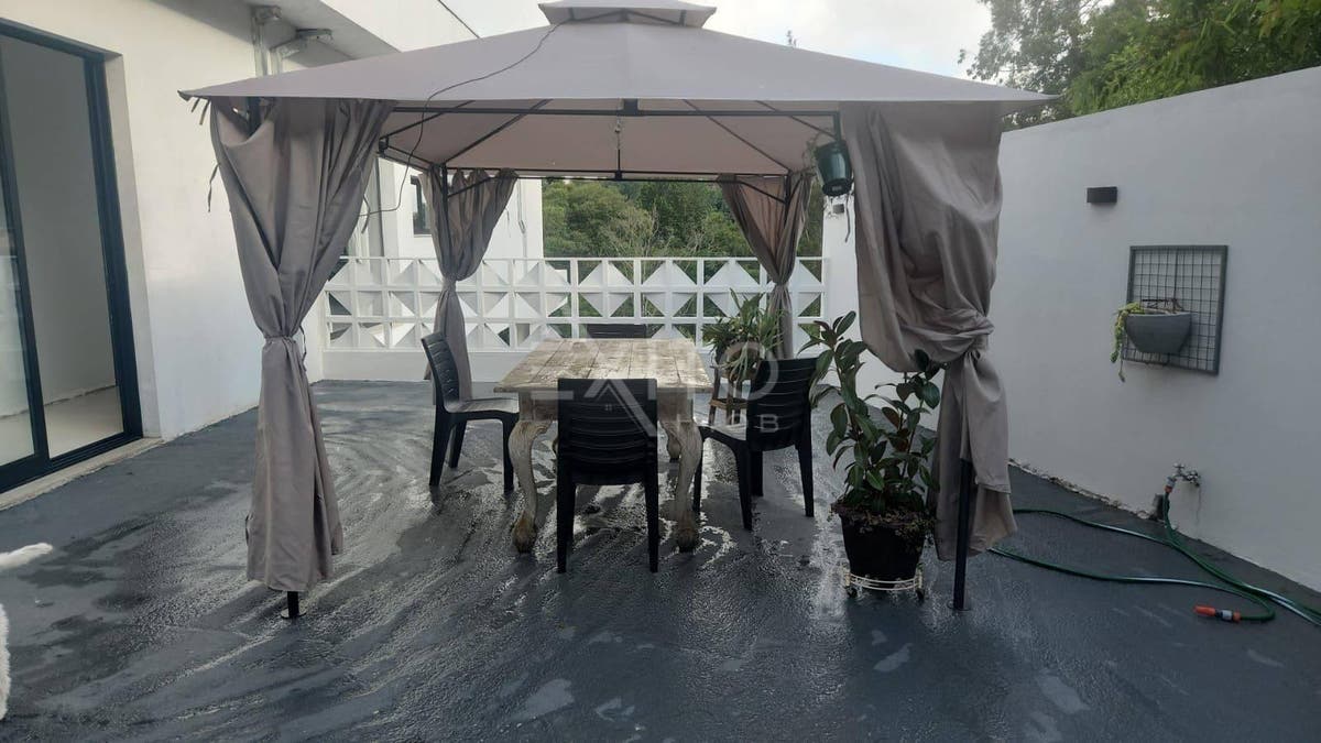 Casa, 3 quartos, 290 m² - Foto 3