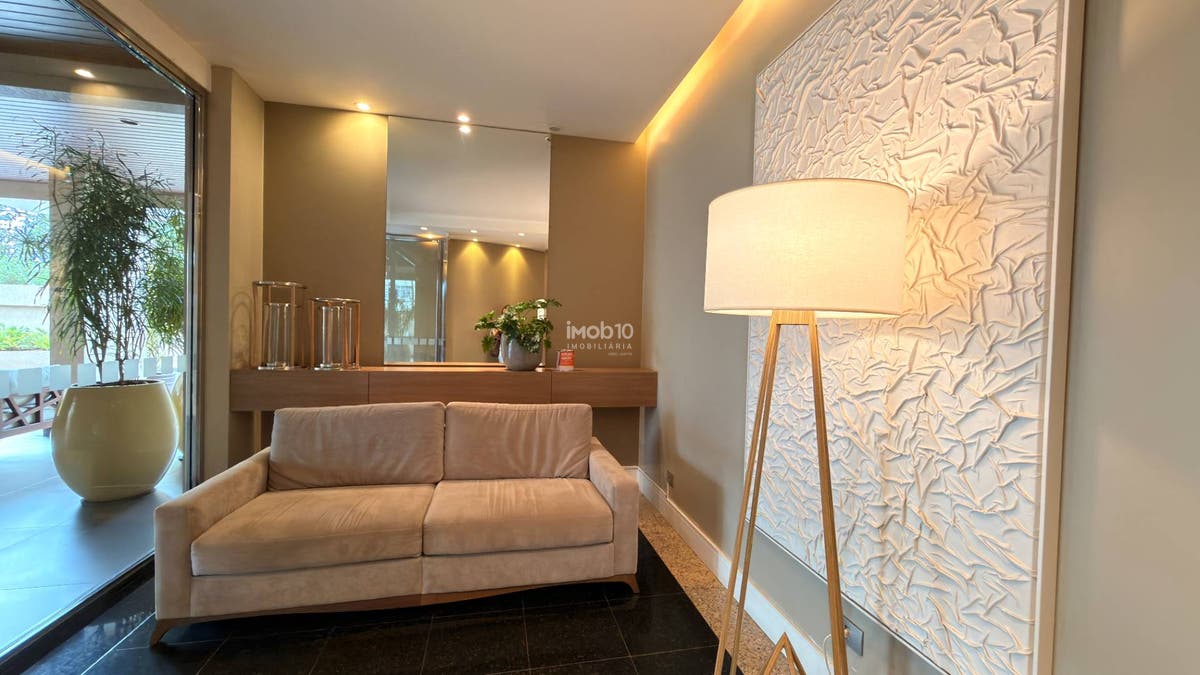 APARTAMENTO COM 2 QUARTOS PARA VENDA NO EDIFÍCIO VIVALDI NO CENTRO DE FOZ DO IGUAÇU - PR