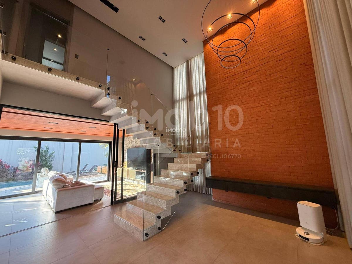 SOBRADO A VENDA COM 3 SUITES NO CONDOMINIO FECHADO SOLAR DAS PALMEIRAS FOZ DO IGUAÇU - PR