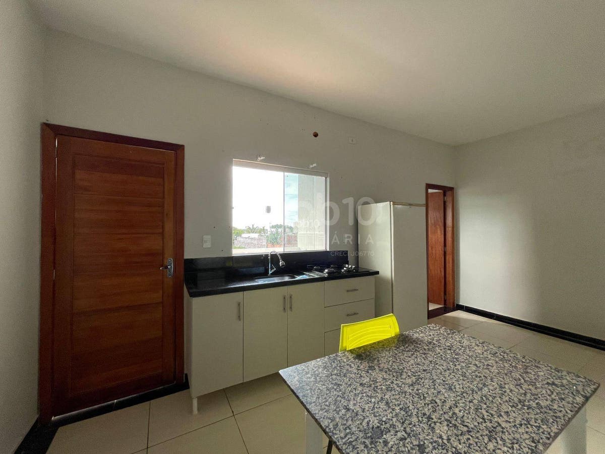 PRÉDIO A VENDA COM 12 KITINETES JARDIM MARCELY BAIRRO IPÊ  FOZ DO IGUAÇU - PR