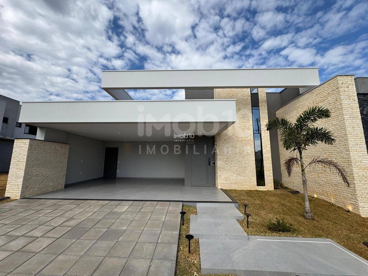 CASA COM 3 SUÍTES TÉRREA COM PISCINA A VENDA NO CONDOMÍNIO FECHADO SAFIRA EM FOZ DO IGUAÇU - PR - Casa de Condomínio em Loteamento Bourbon, Foz do Iguaçu - à venda - Imob10 Imobiliária Ltda
