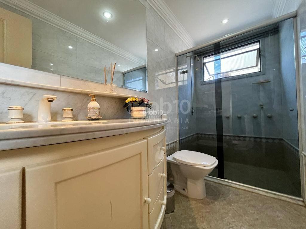 APARTAMENTO COM 4 SUITES, DUPLEX NO EDIFICIO MAISON CLASSIC NO CENTRO - FOZ DO IGUAÇU//PR