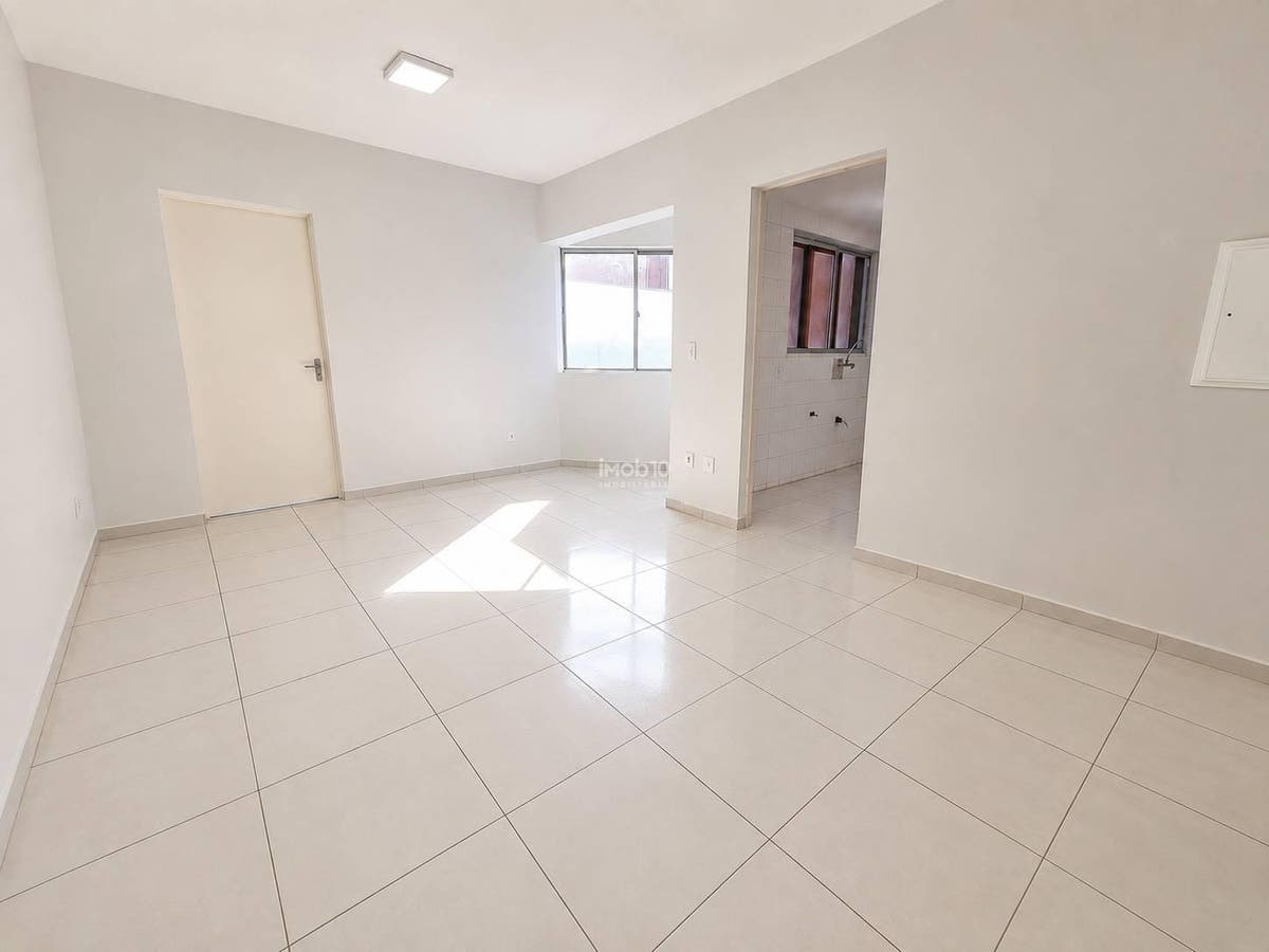 APARTAMENTO À VENDA NO EDIFICIO GRAN PRIX NO CENTRO FOZ DO IGUAÇU - PR