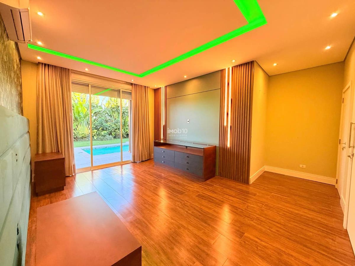 CASA COM 1 SUÍTE E 2 DEMI SUÍTES PARA VENDA NO CONDOMÍNIO VILLA CONSCIENTIA FOZ DO IGUAÇU - PR
