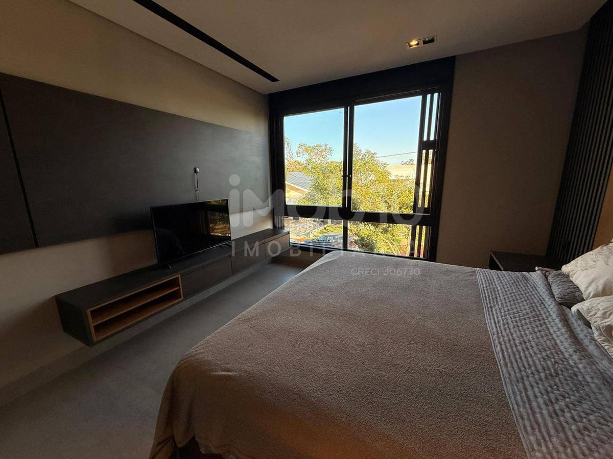SOBRADO A VENDA COM 3 SUITES NO CONDOMINIO FECHADO SOLAR DAS PALMEIRAS FOZ DO IGUAÇU - PR