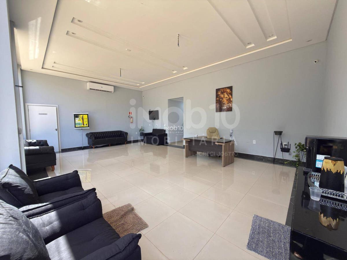 PRÉDIO COMERCIAL À VENDA NO CENTRO - FOZ DO IGUAÇU/PR