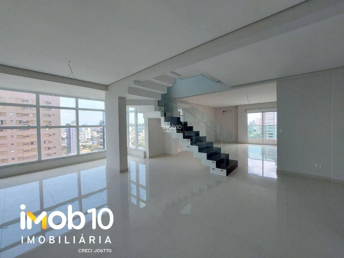 APARTAMENTO COBERTURA A VENDA NO EDIFÍCIO BELLA VITA NO CENTRO DE FOZ DO IGUAÇU - PR