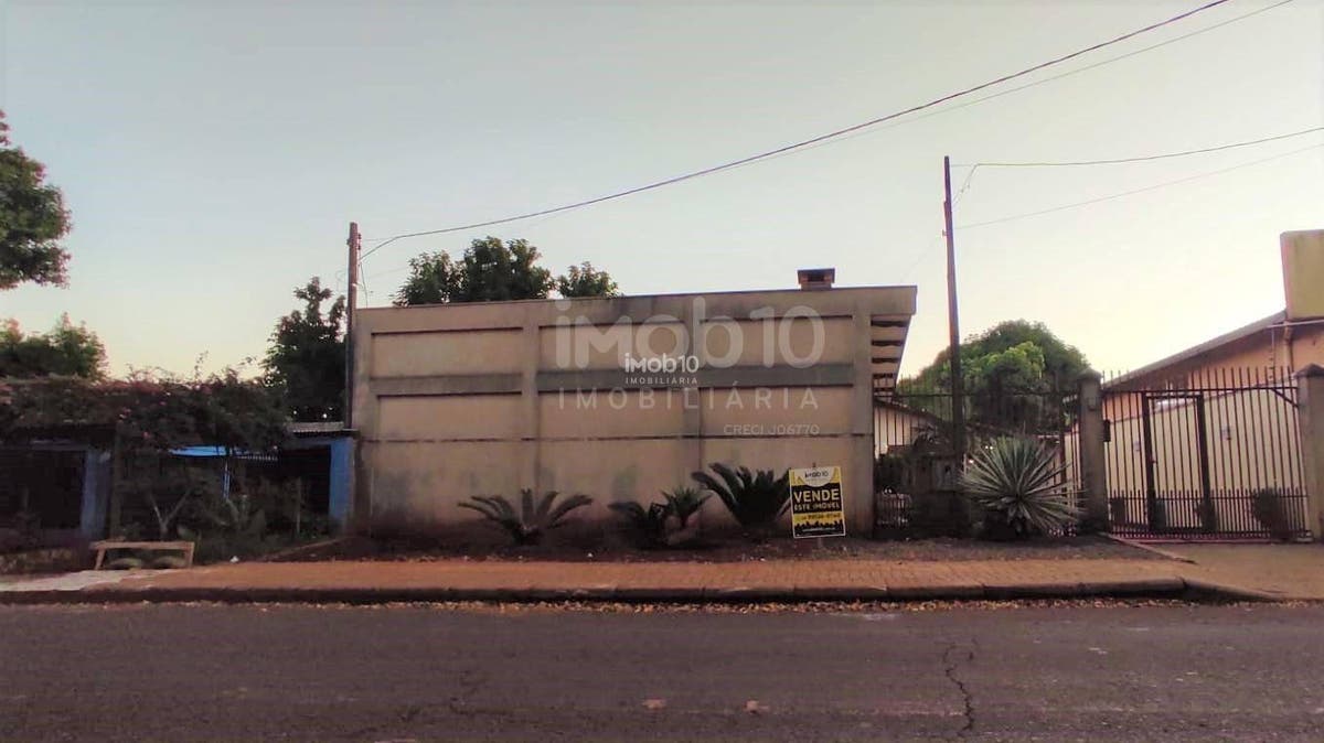 CASA COM 4 QUARTOS NO BAIRRO PORTAL DA FOZ - FOZ DO IGUAÇU/PR