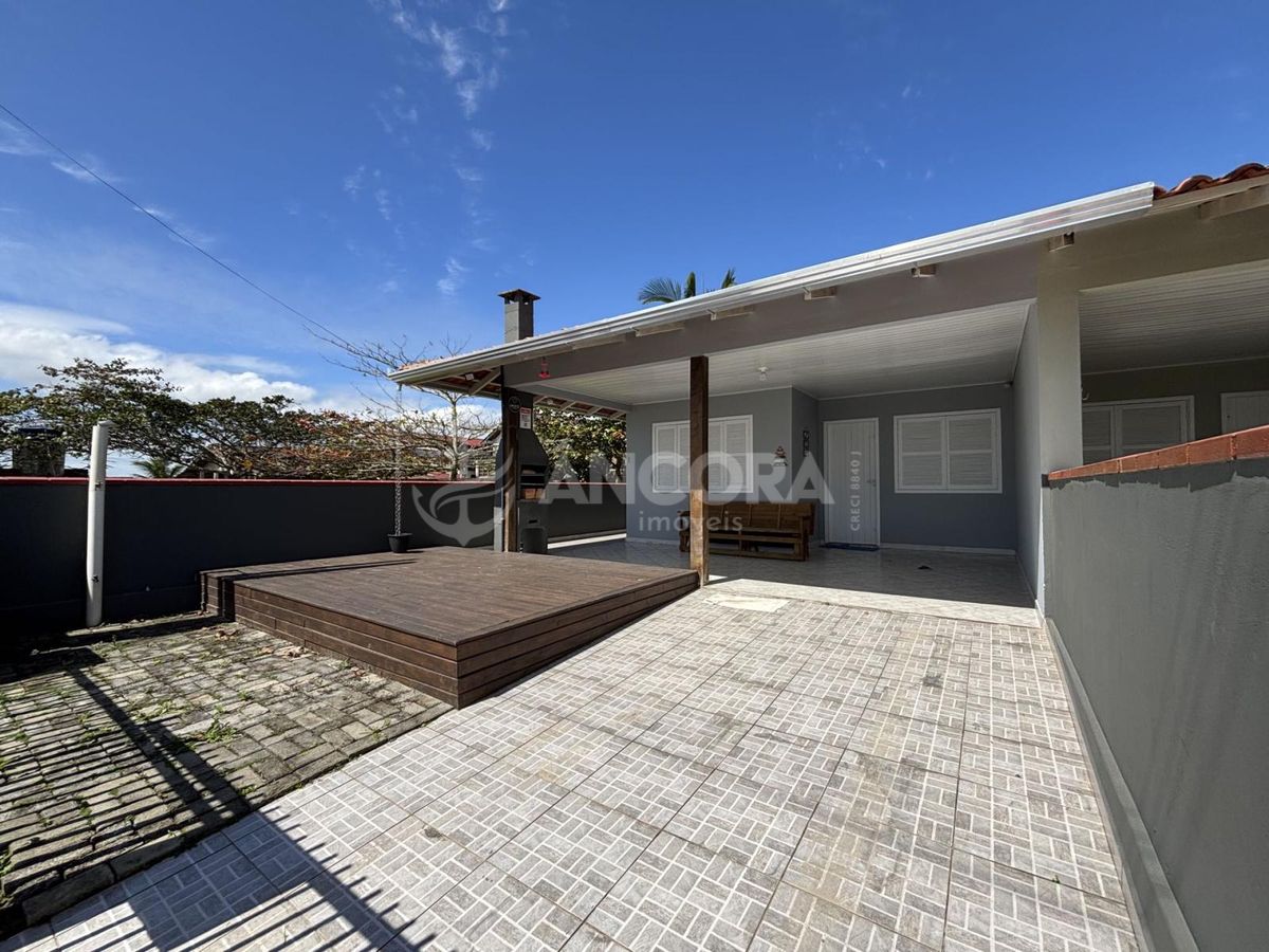 Casa, 3 quartos, 92 m² - Foto 1
