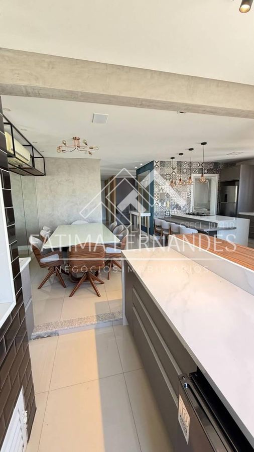 Apartamento, 3 quartos, 204 m² - Foto 11