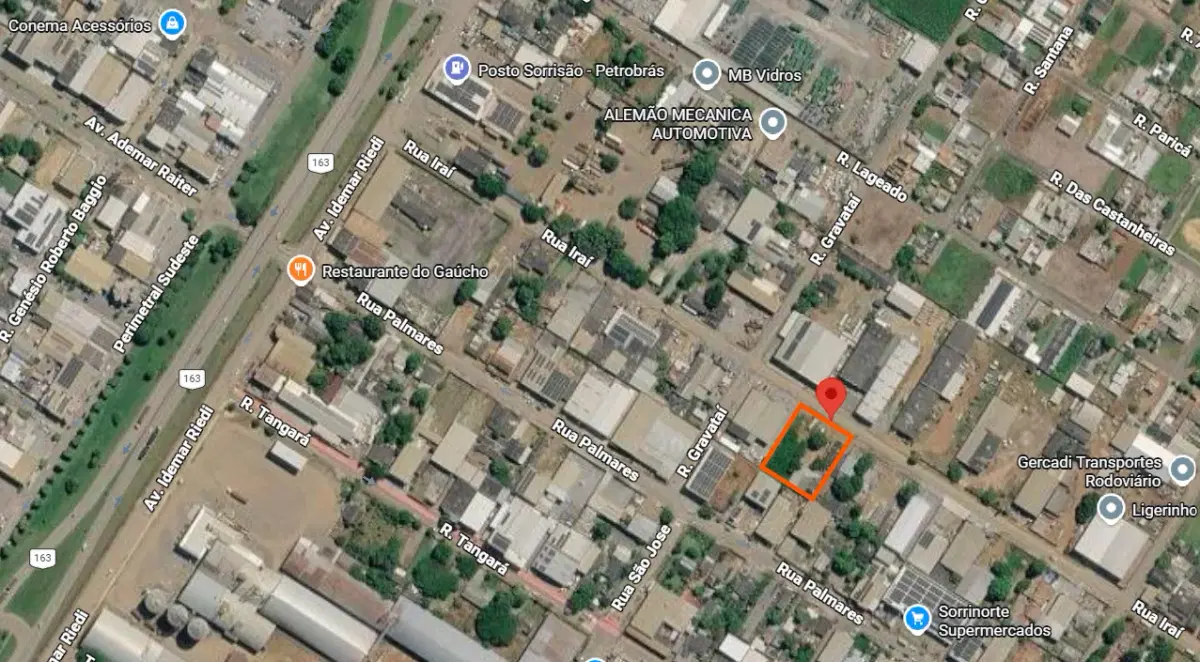 Terreno comercial na Rua Iraí