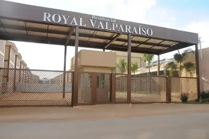 APARTAMENTO A VENDA COM 2 QUARTOS CHACARAS E MANSOES SANTA MARIA PARQUE MARAJO VALPARAISO DE GOIAS - GO - Apartamento em Parque Marajó, Valparaíso de Goiás - à venda - JRV IMOVEIS LTDA
