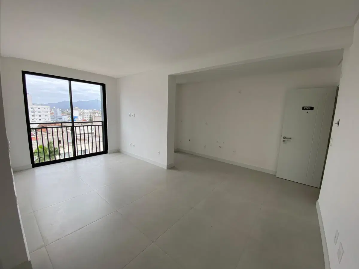 APARTAMENTO GARDEN 2 DORMITÓRIOS, SENDO 1 SUÍTE E VAGA PRIVATIVA A VENDA NO BAIRRO NAÇÕES EM BALNEÁRIO CAMBORIÚ - Apartamento em Nações, Balneário Camboriú - à venda - CRISTINA DA SPEROTTO IMOBILIÁRIA LTDA