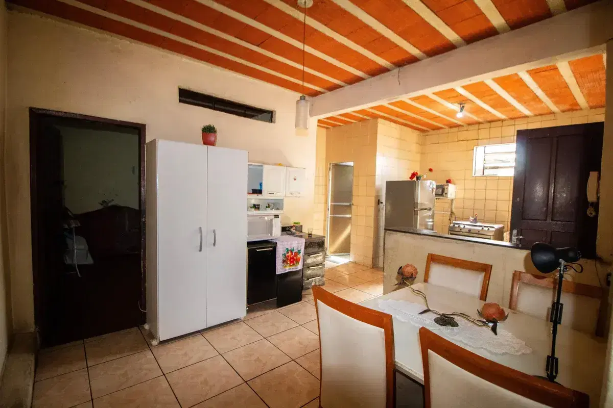 Casa com 4 quartos à Venda, Carlos Prates - Belo Horizonte - Casa em Carlos Prates, Belo Horizonte - à venda - Silvio Ximenes Imobiliária