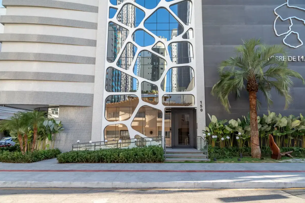 Apartamento com 4 suítes à venda no Edifício Torre de Mallorca em Balneário Camboriú - Apartamento em Centro, Balneário Camboriú - à venda - WOW Imobiliária Ltda