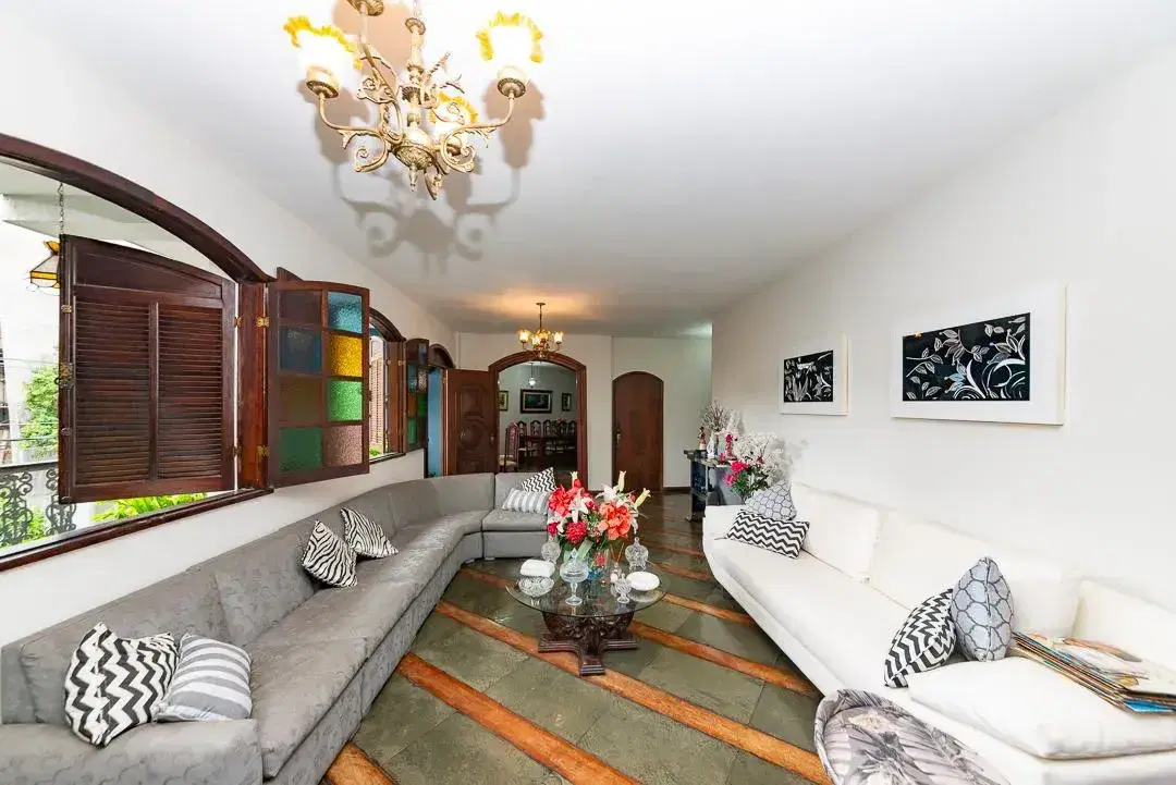 Casa com 5 quartos à Venda, Barro Preto - Belo Horizonte - Casa em Barro Preto, Belo Horizonte - à venda - Silvio Ximenes Imobiliária